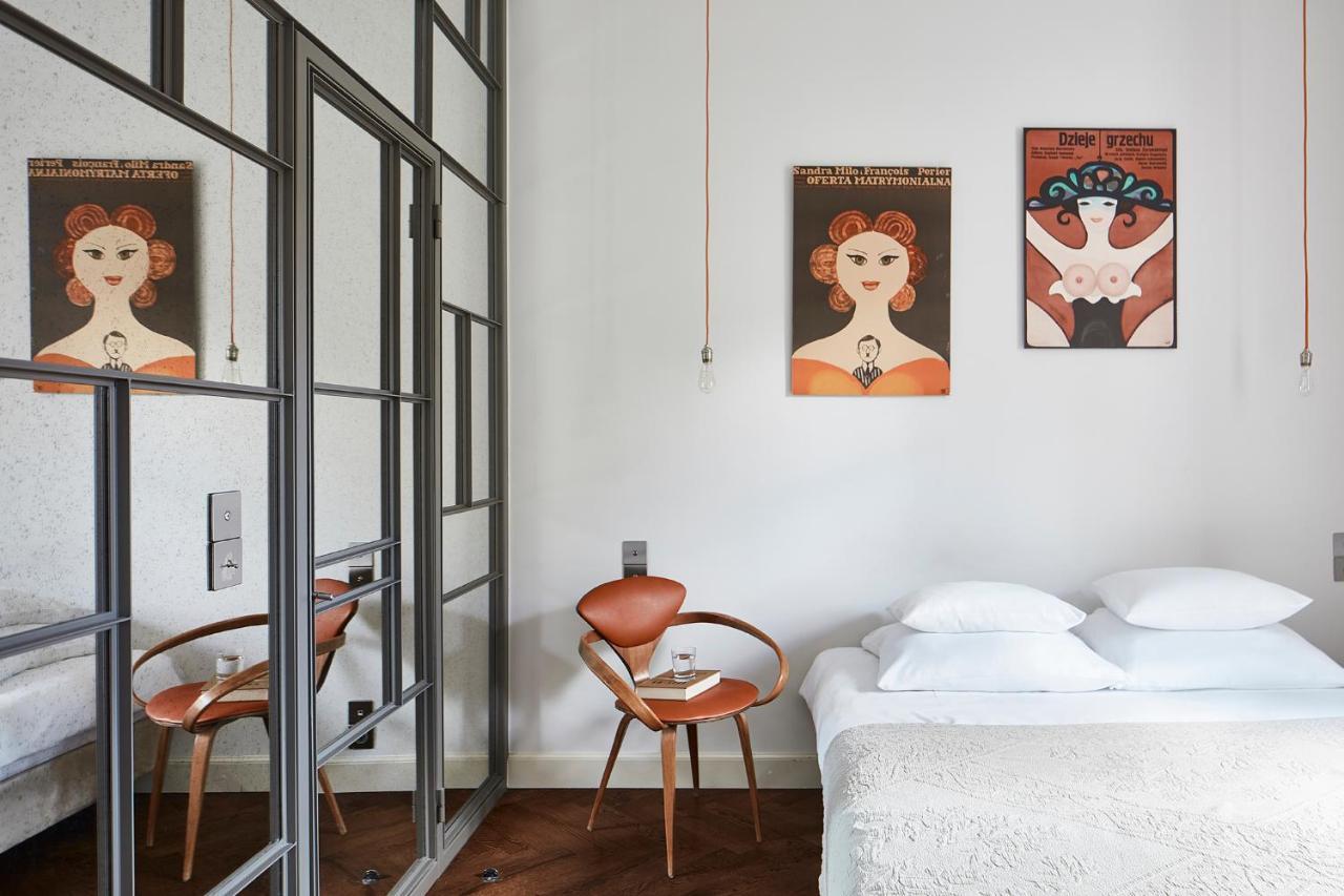 Between Us Bed And Breakfast วอร์ซอ ภายนอก รูปภาพ
